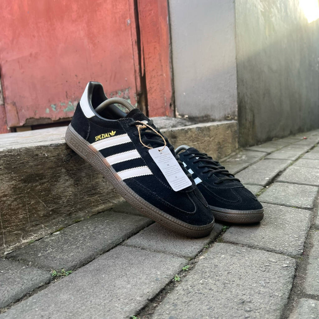 Hanbdall spezial black white