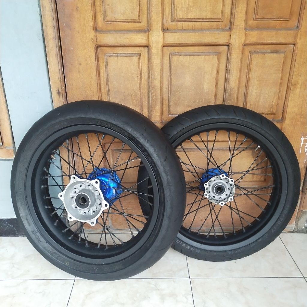 Wheelset supermoto wr155 velg supermoto wr155 whelset supermoto wr 155 velg wr supermoto Wheelset wr
