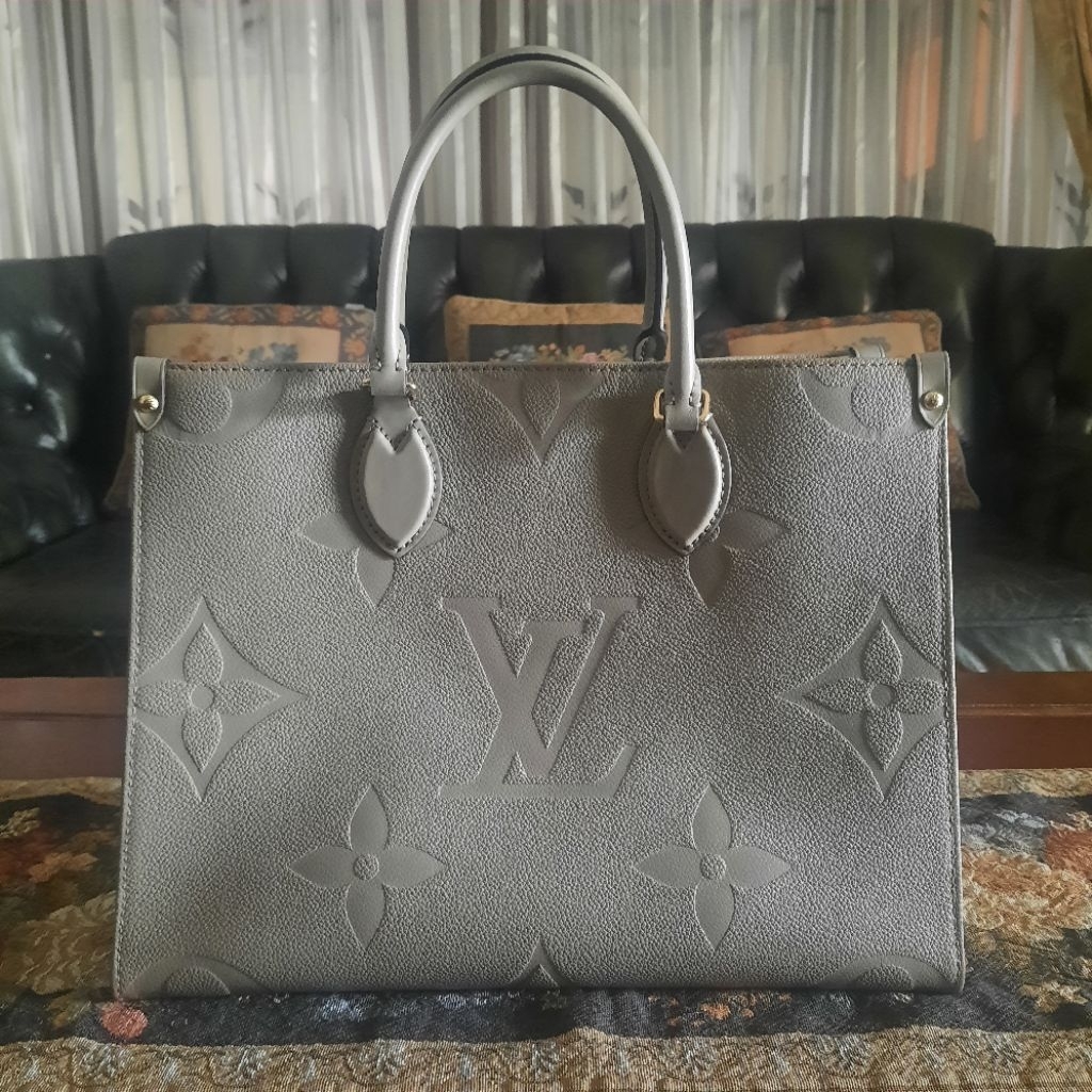 Louis Vuitton OnTheGo MM in Monogram Empreinte Second Asli (Original)