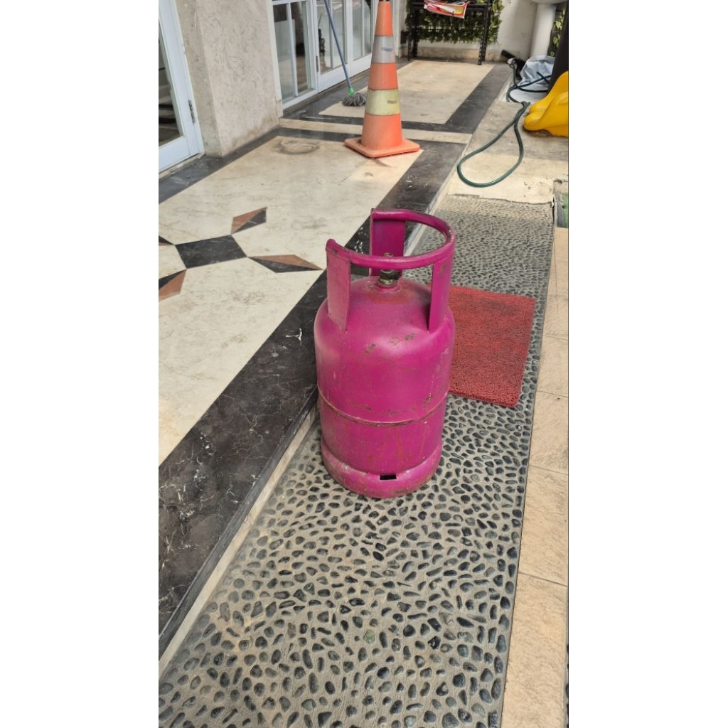 tabung gas kosong pink 12kg LPG elpiji