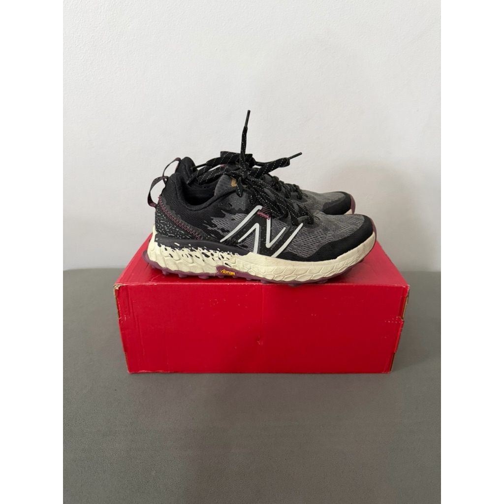 New Balance Hierro v7 - size 37.5