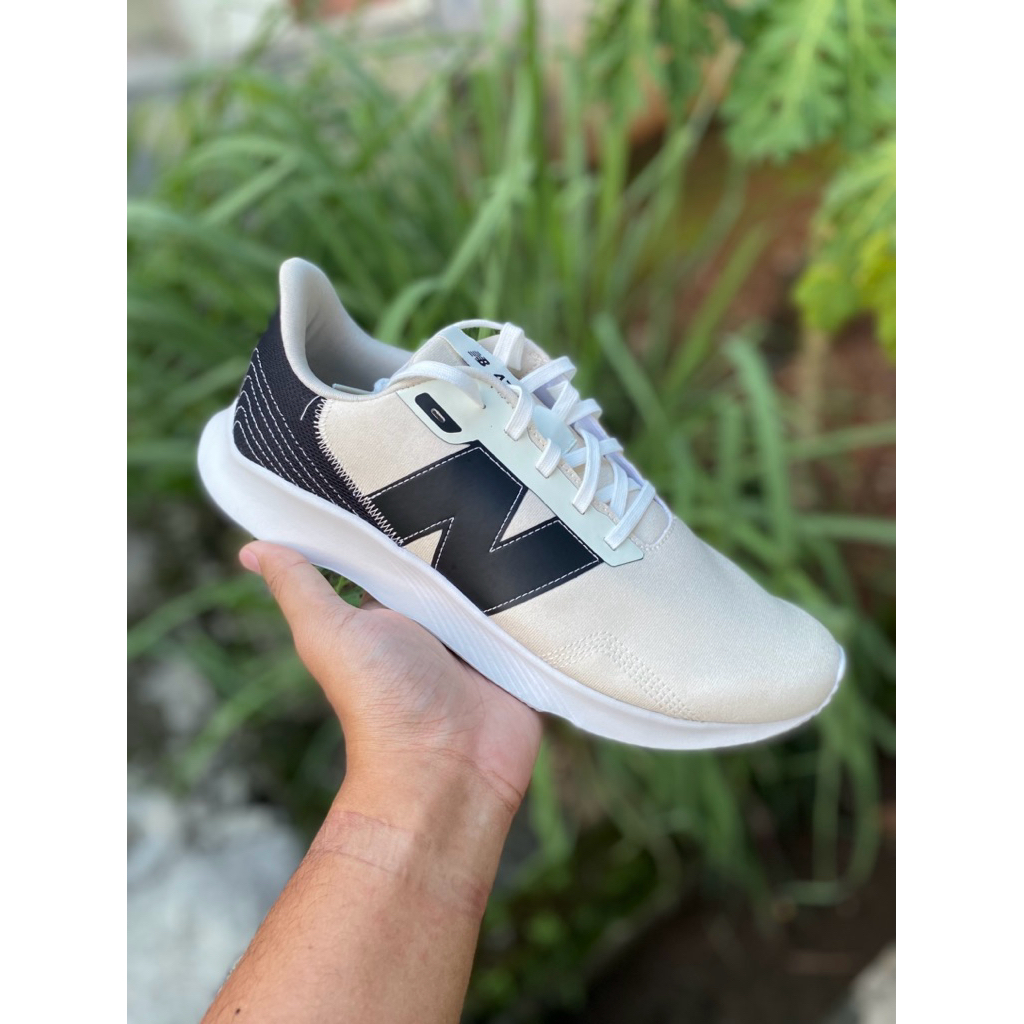 New Balance 430
