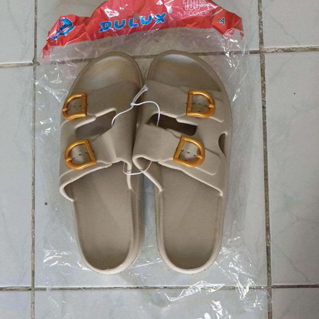 sendal dulux wanita