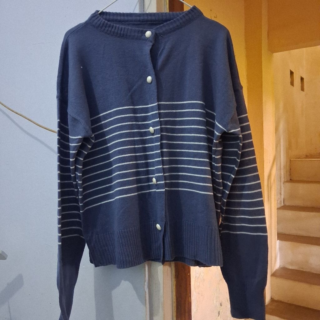 PRELOVED CARDIGAN/VEST/POLO SHIRT