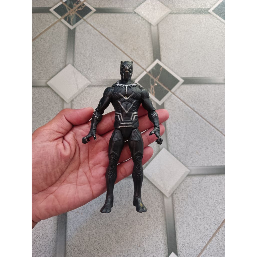 Action Figure Black Panther Bootleg (Bekas)