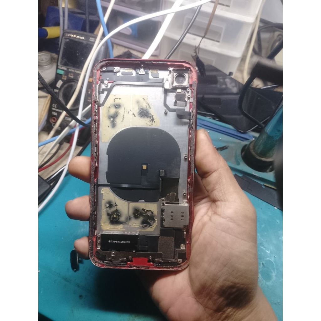 housing merah dan dalamannya iPhone xr merah