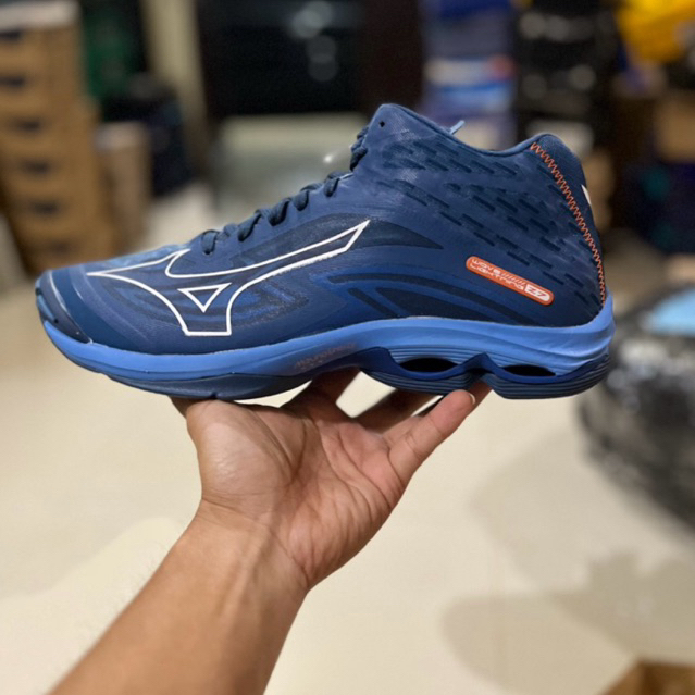 Sepatu Voli Mizuno WLZ 7 Mid ORIGINAL