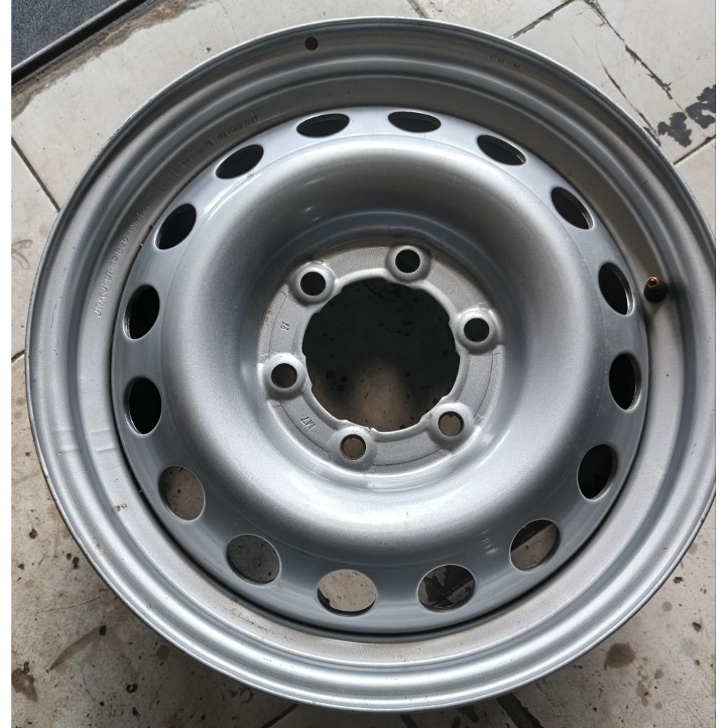 Velg kaleng OEM Toyota Hilux Ring 17x6inch lobang 6 pcd 139.7 Copotan Dealer Mobil Baru bisa untuk T