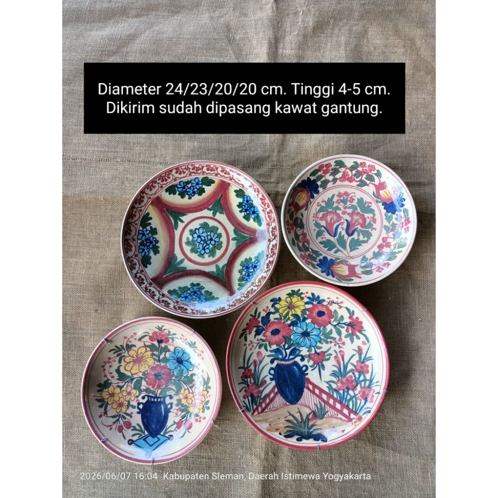 Diameter 24 cm/23 cm/20 cm an 4 buah piring keramik lukis gambar bunga untuk hiasan dekorasi dinding