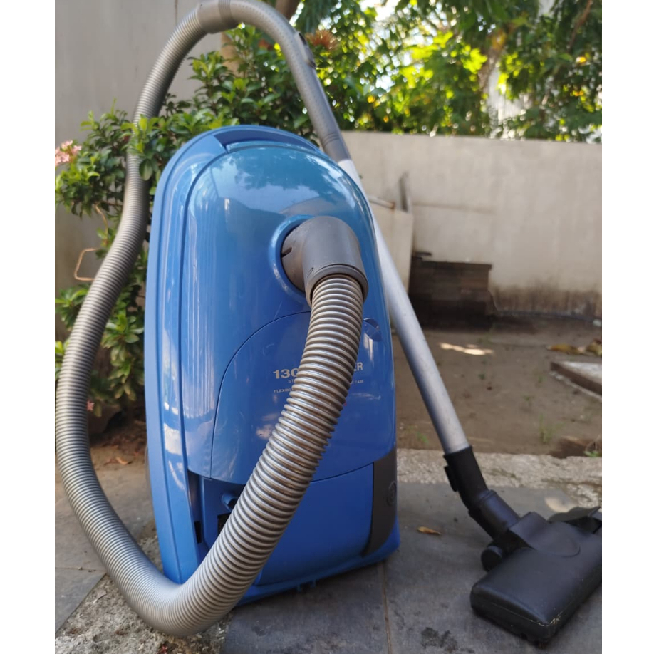 VACUM CLEANER AKIRA 1300W POWER BIRU SECOND