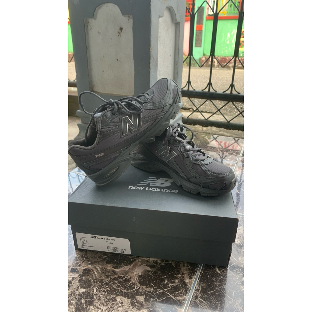 NB 740 SS2 Castlerock Silver