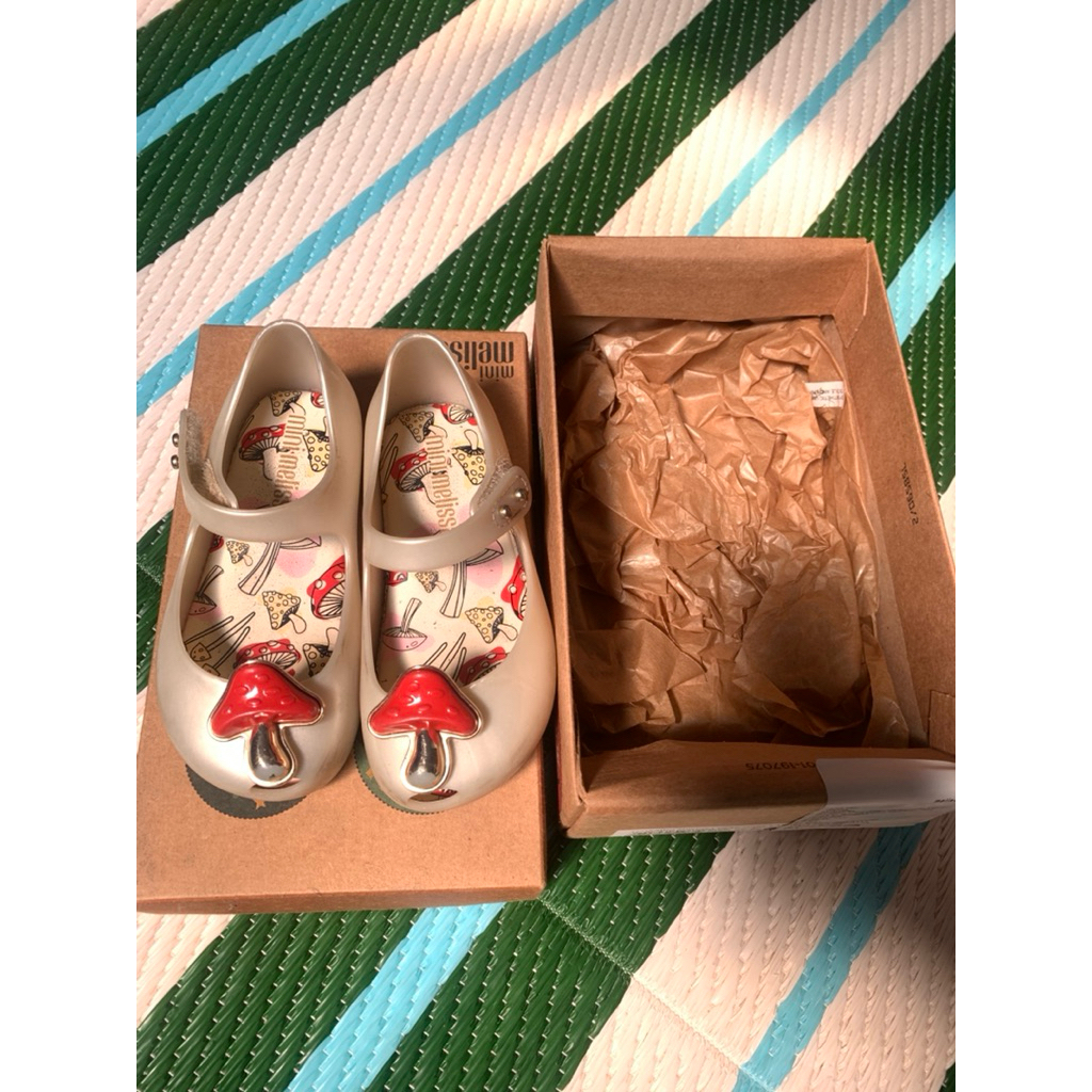 Preloved Mini Melissa Shoes