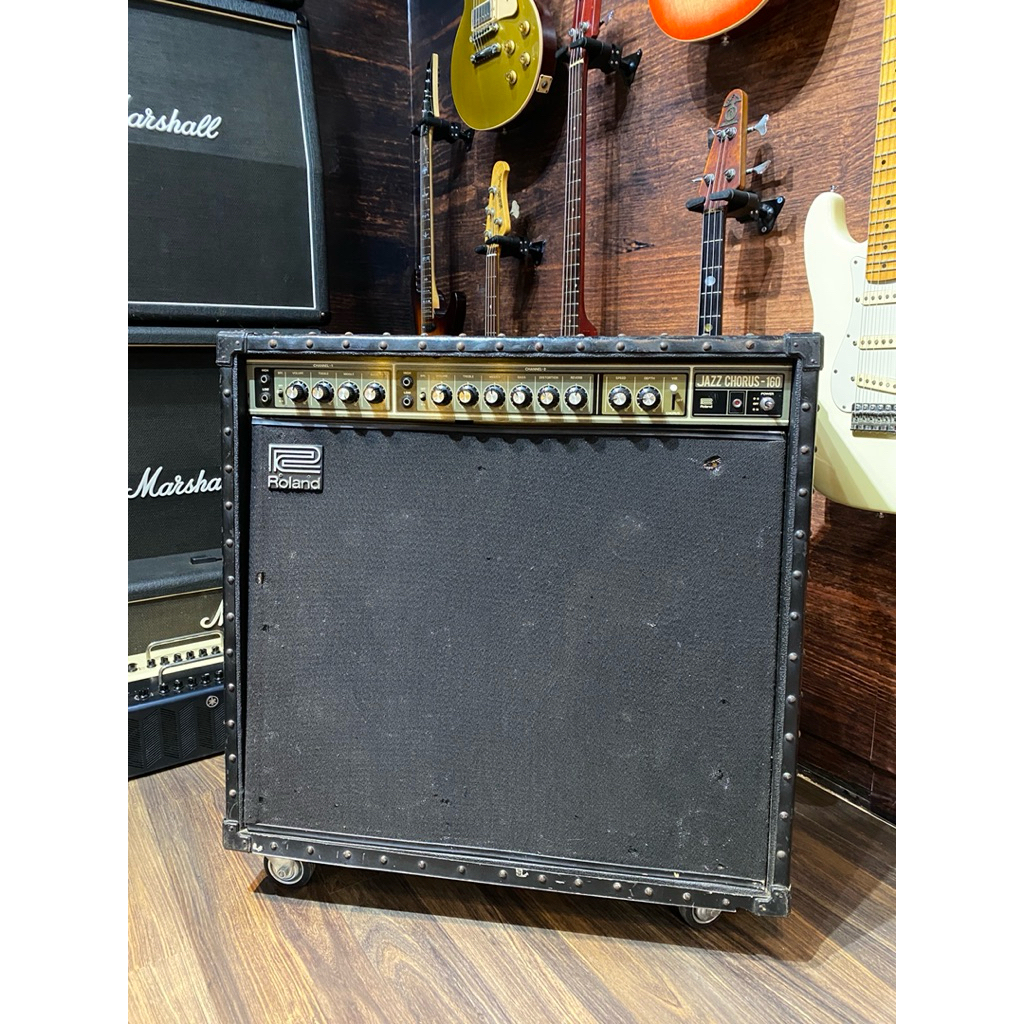 Ampli Roland JC-160 Jazz Chorus Made in Japan