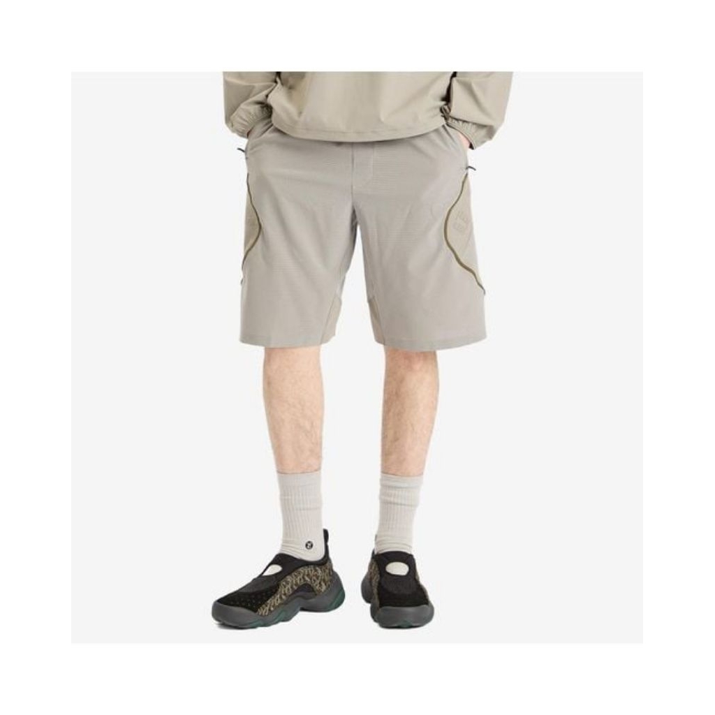 Celana Pendek Oakley Latitude Flight Short