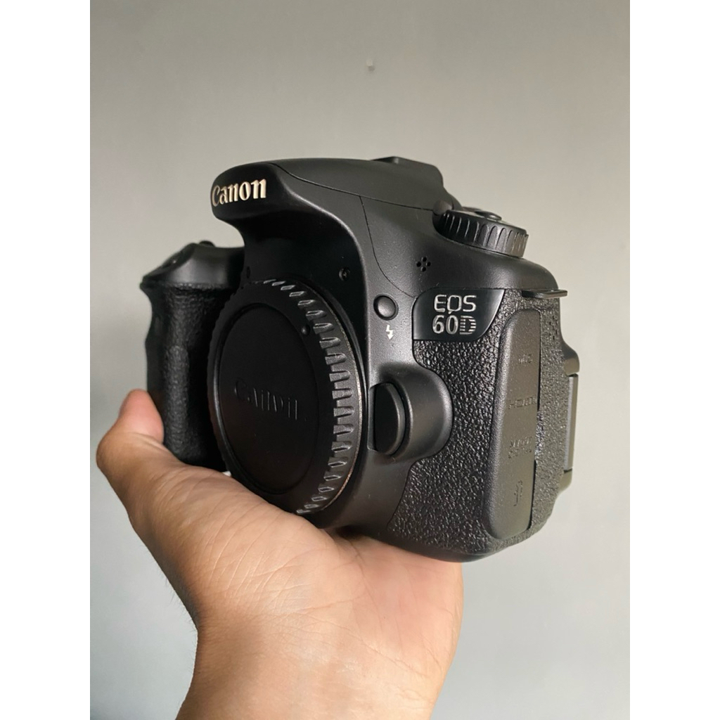 KAMERA CANON EOS 60D (BODY ONLY)