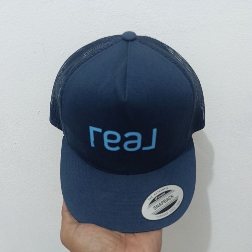 Yupoong Trucker Baseball Cap Topi