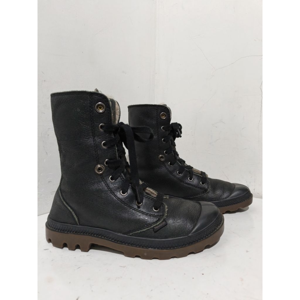 Sepatu Boots Palladium All Black, Size 40