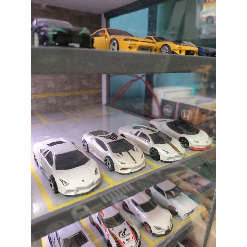 HOTWHEELS LAMBORGHINI LOOSE