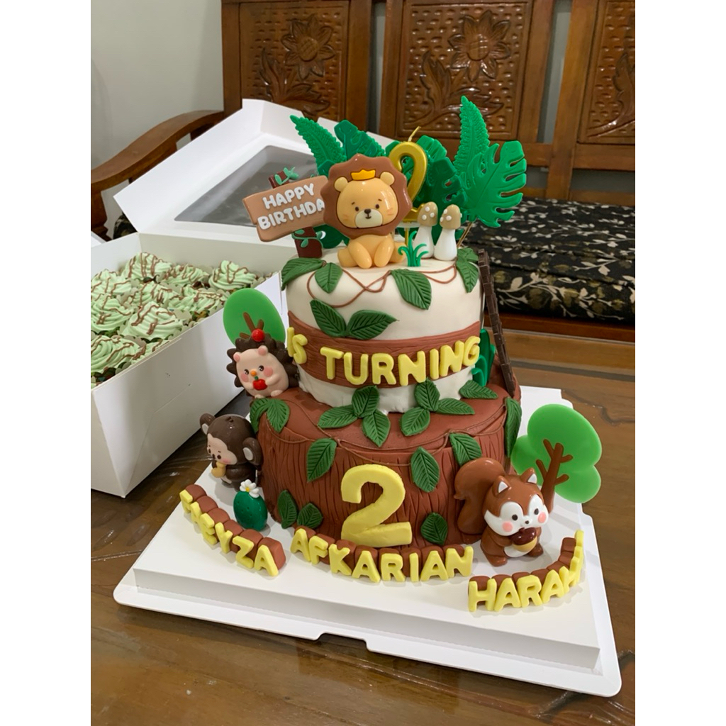 Cake ulang tahun tema taman safari 2 tingkat / kue ulang tahun tema zoo / Cake ulang tahun anak cowo