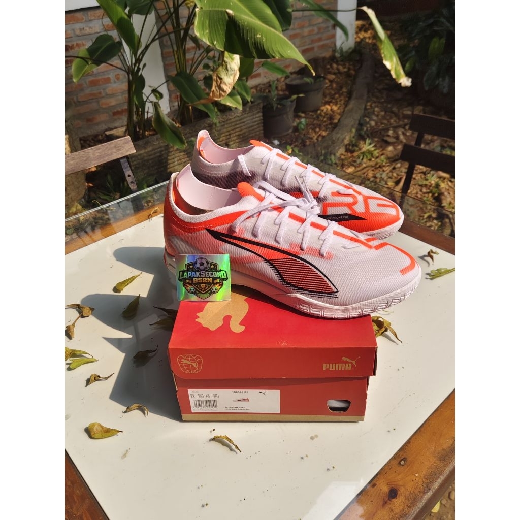 sepatu futsal puma ultra 5 match in