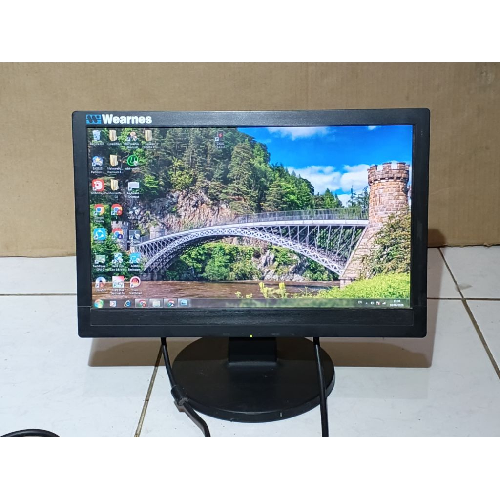 monitor 16 inc merk wearnes aoc GTC Acer hp