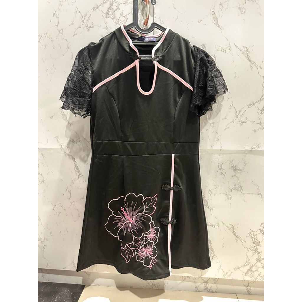 three M dress
