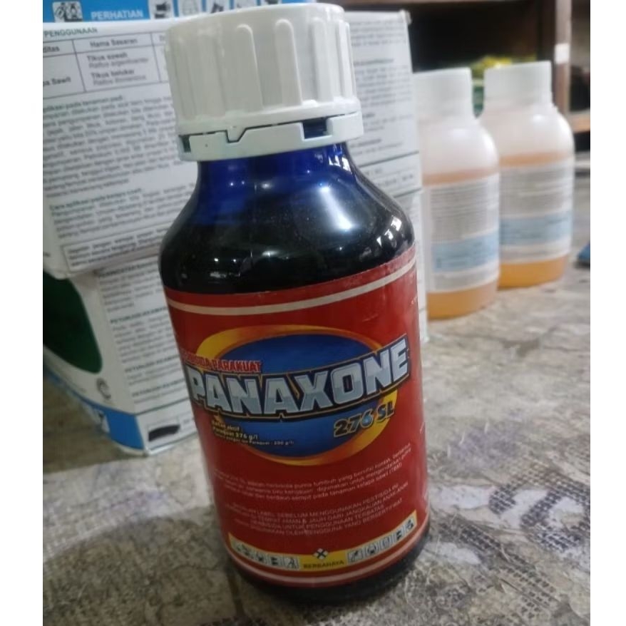 Panaxone Herbisida Racun Rumput 500 Ml - Produk Pestisida untuk Pengendalian Rumput
