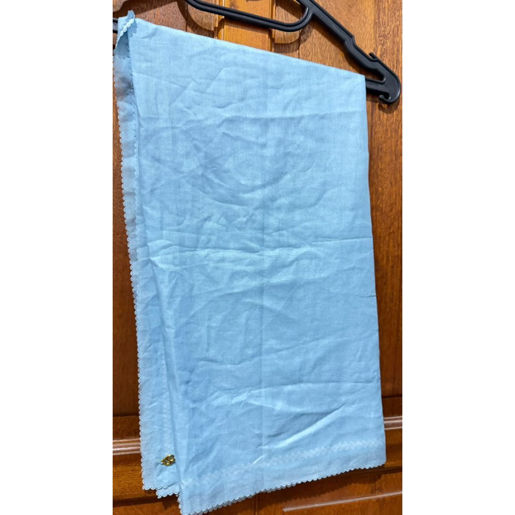 hijab buttonscarves biru langit