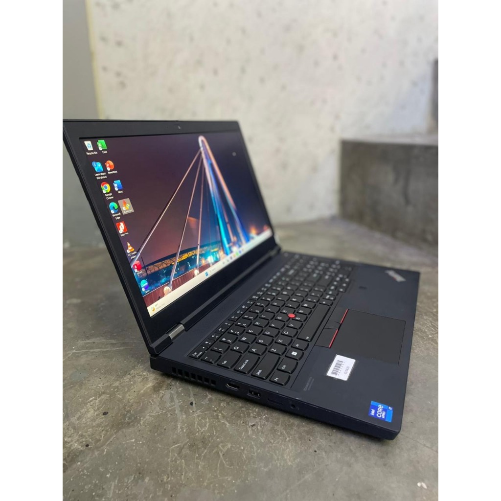 LENOVO THINKPAD P15  CORE I7 GEN 11
