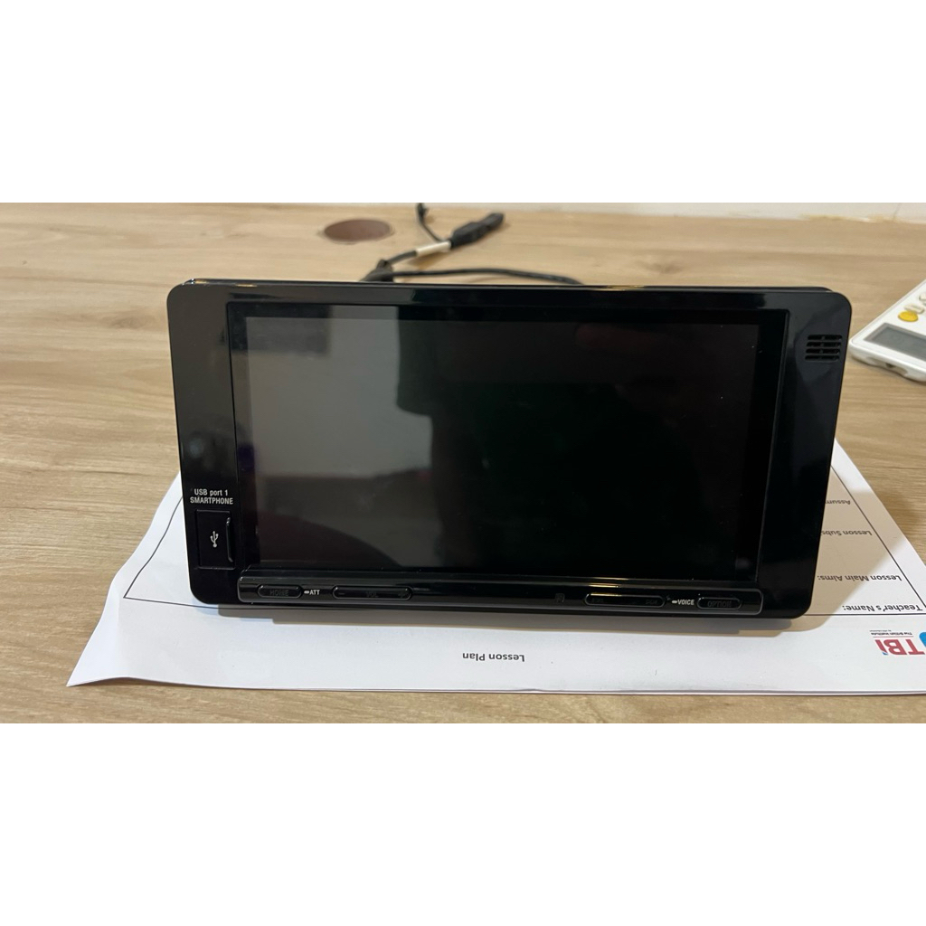 Head unit sony XAV-AX5110