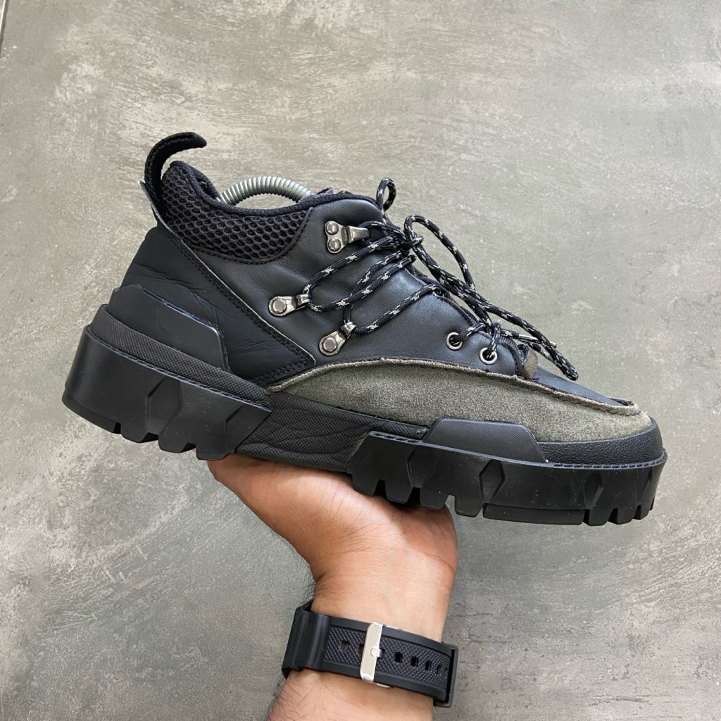 [Size 41.5] Onitsuka Tiger Hmr Peak Trainer ‘Black’ 1183B848-001 Second Original Kondisi Mulus No Mi