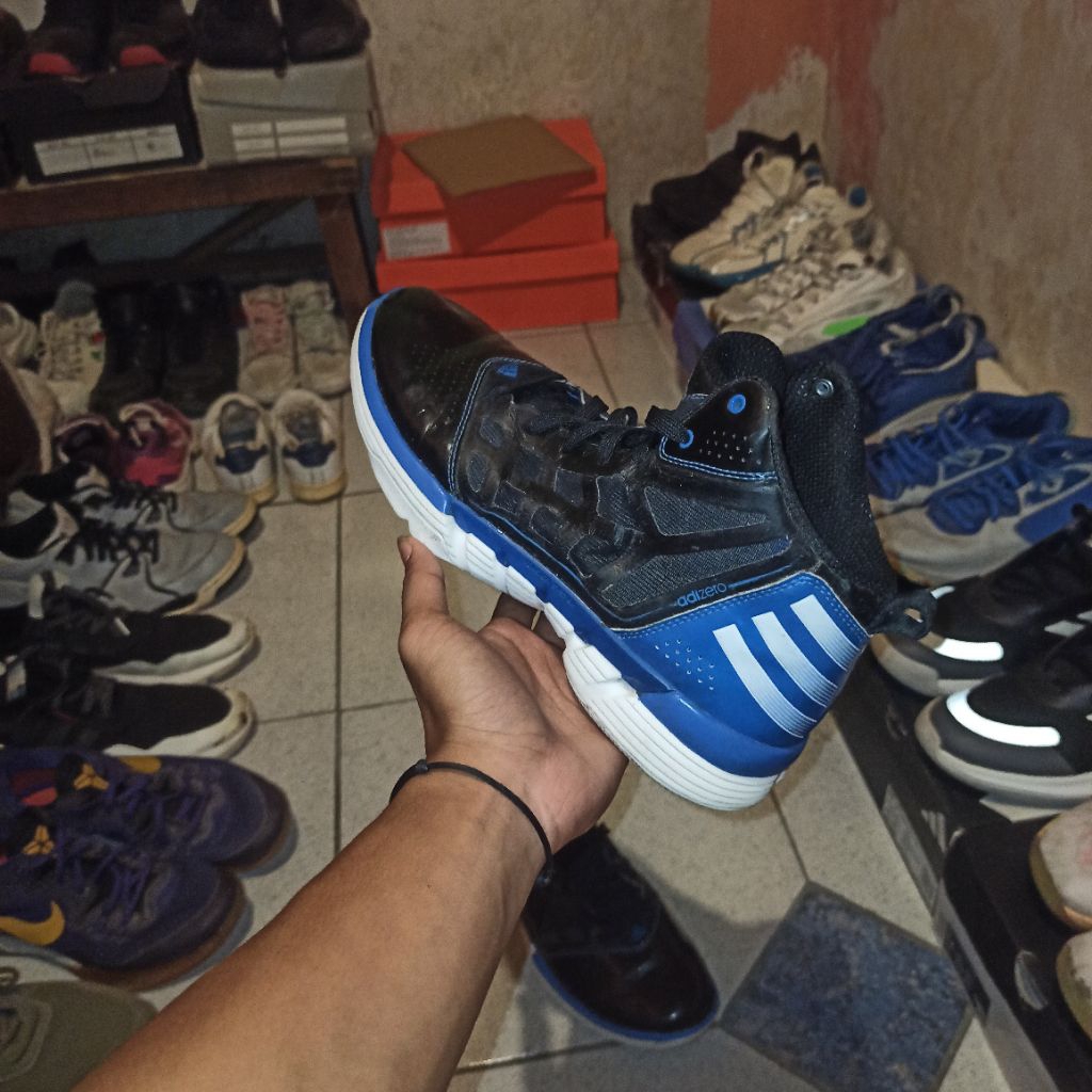 sepatu basket second adidas adizero shadow sz 43 ¹/³
