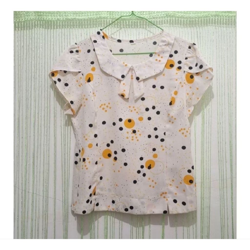 blouse blus wanita putih polkadot lengan pendek