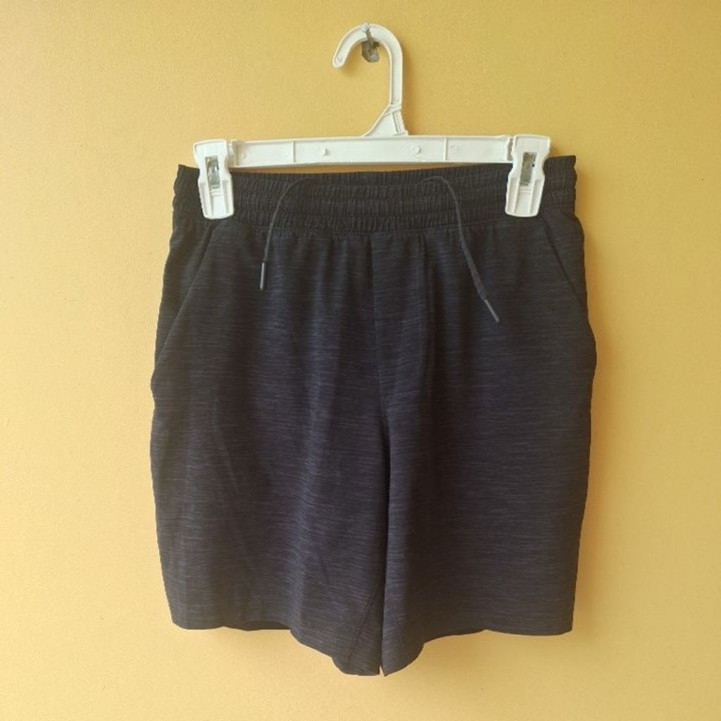 Lululemon On The Mat Short