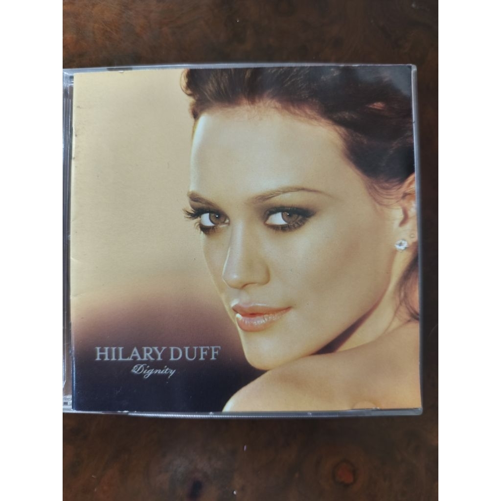 CD Musik original  HILARY DUFF Dignity