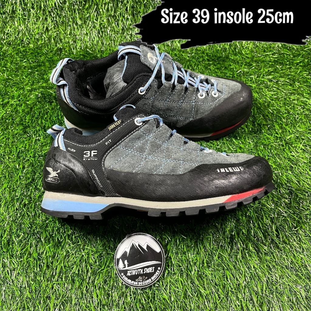 Sepatu Outdoor Gunung Hiking Salewa Size 39