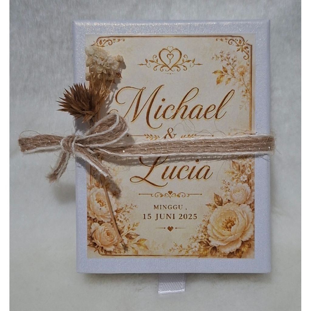 Suvenir Parfum 5ml Hardbox Laci
