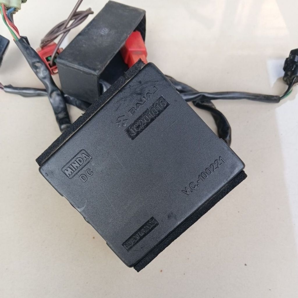 CDI BAJAJ PULSAR 180 200 ECU BAJAJ PULSAR 180 220