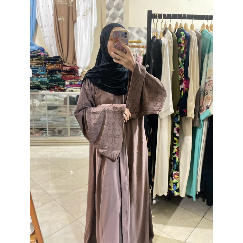 Abaya hitam / abaya simple / abaya cantik / abaya style / abaya Terbaru / abaya warna