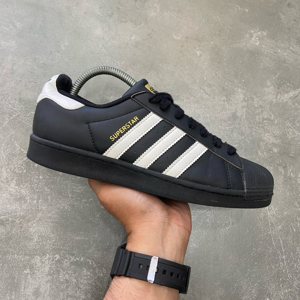 [Size 40] Adidas Superstar ‘Core Black White’ (EG4959) Second Original Kondisi Mulus No Minus. Harga