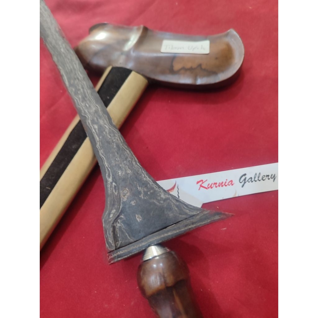 Keris Sepuh Tilam Upih  Pamor wengkon isen wus wutah