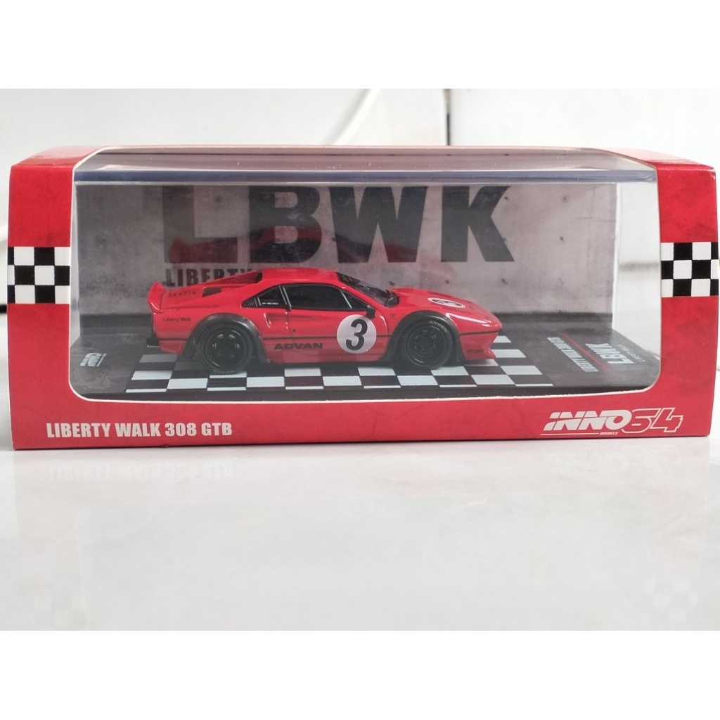 INNO64 LBWK Ferrari 308 GTB 1/64