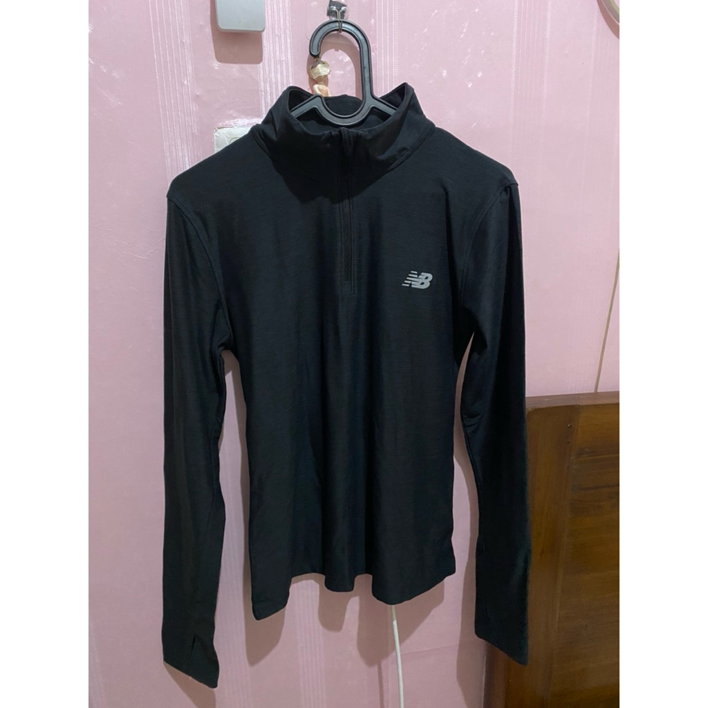 tracktop atau baju running new balance original anti uv