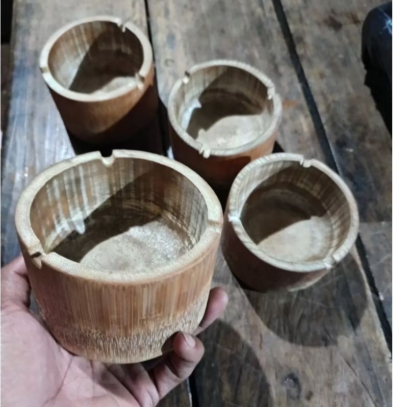 Asbak tradisional terbuat dari bambu petung asli