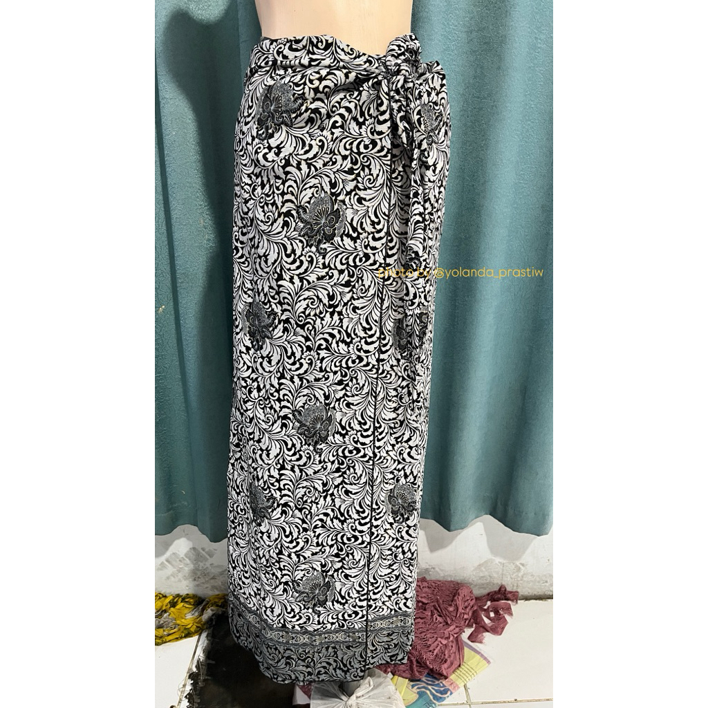 PRELOVED Batik Sarimbit