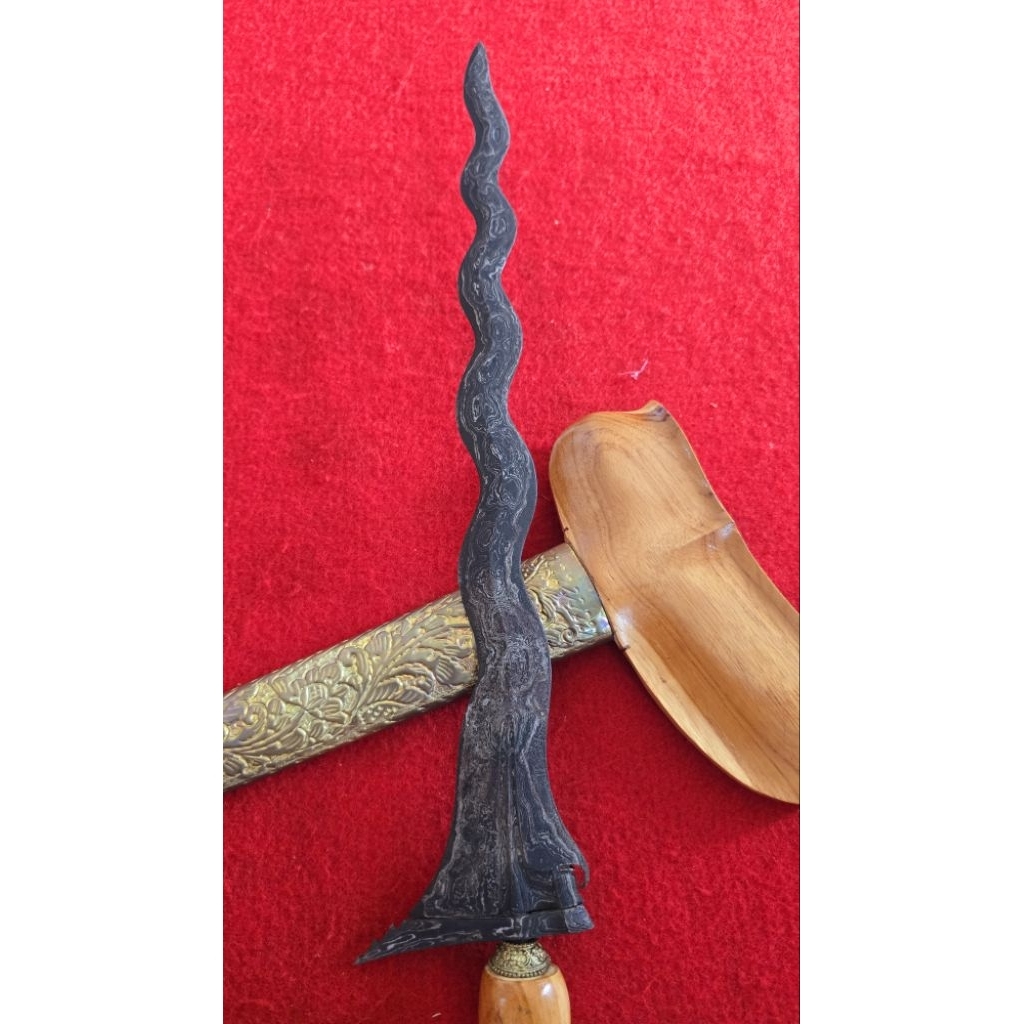 keris sabuk inten