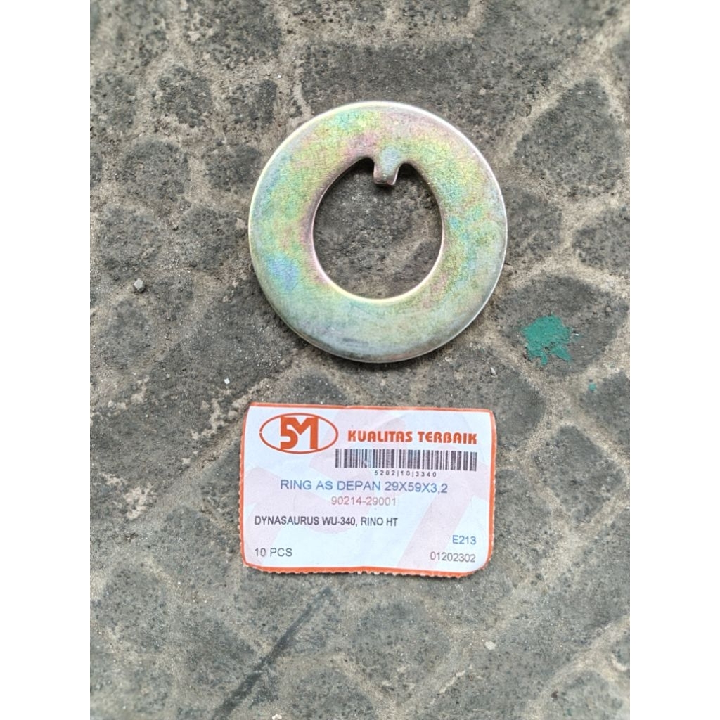Rino Dutro ring as depan