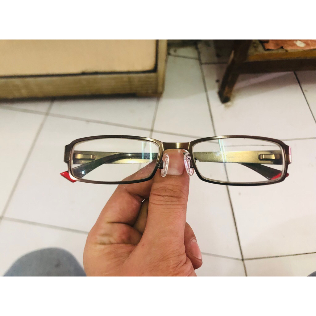 frame.kacanata.levi’s.premium.second