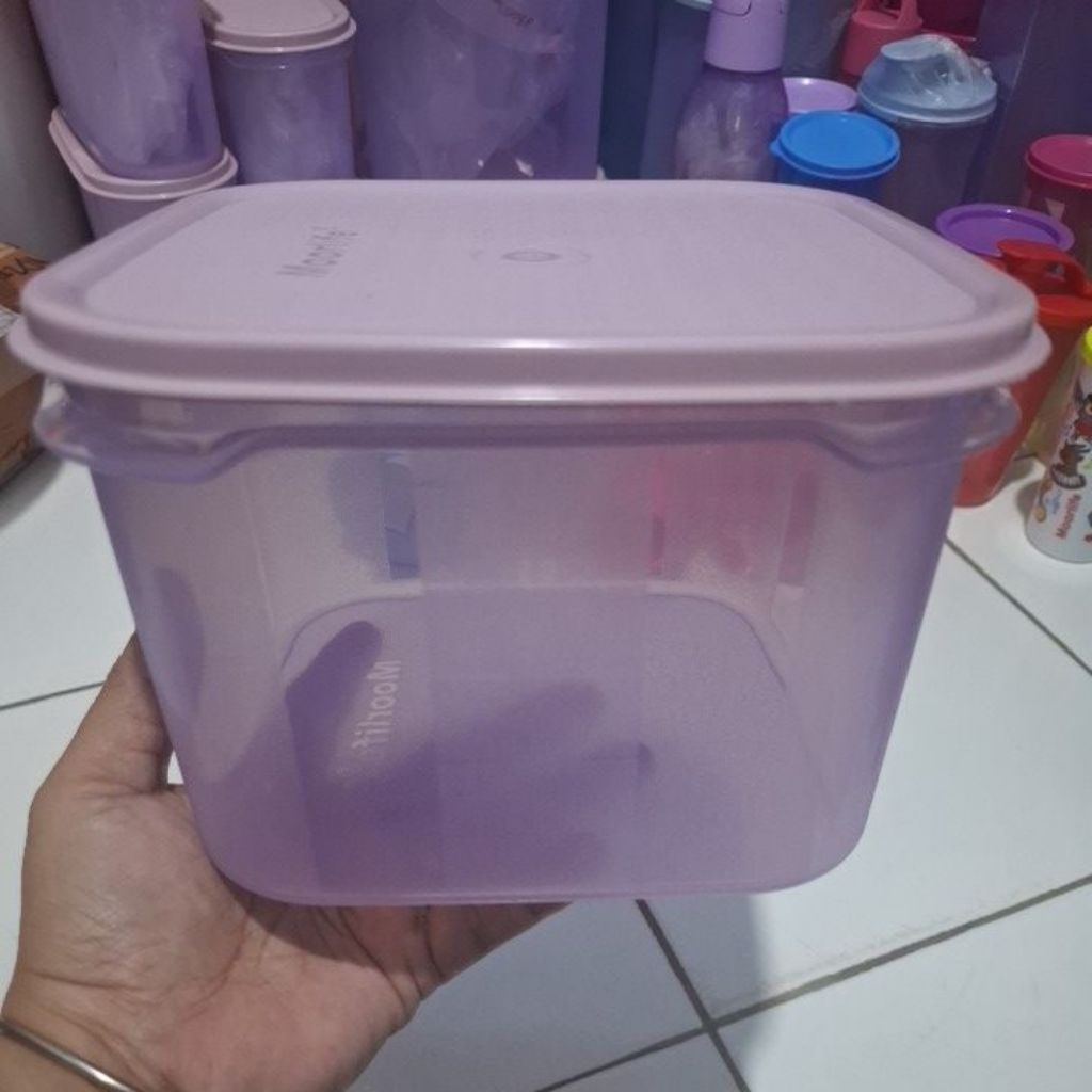 medium kitchen square
