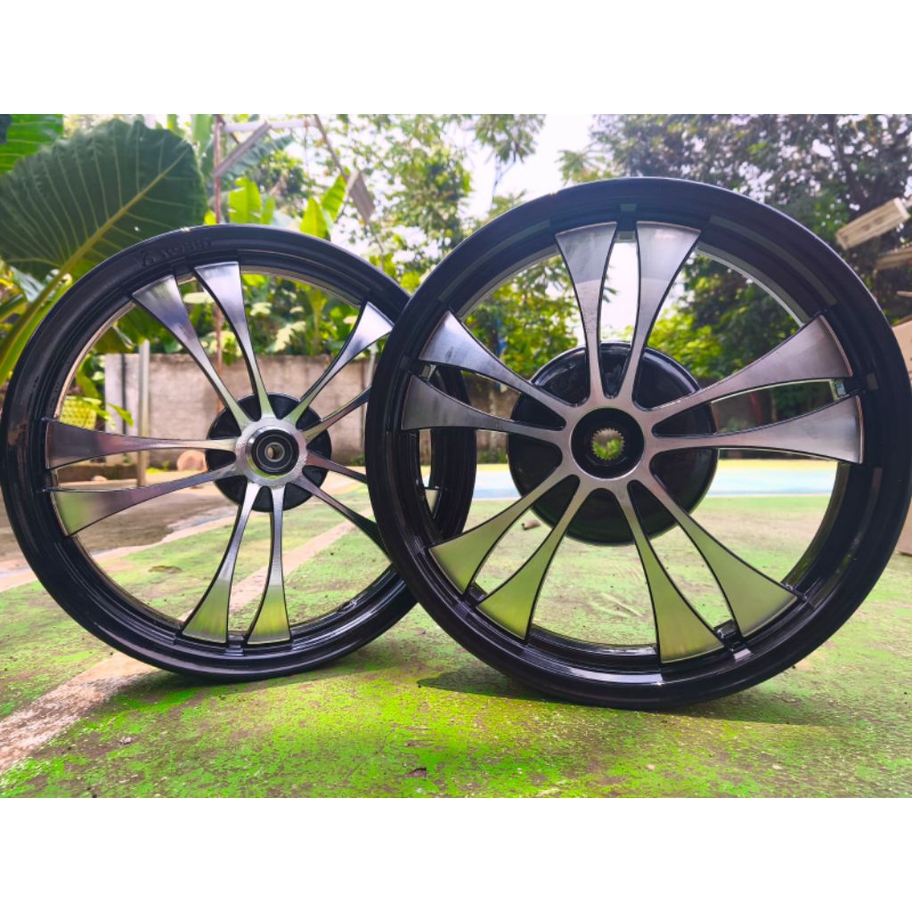 Velg Racing Vrossi Cosmic Vario 125/150 Ring 14x215/250
